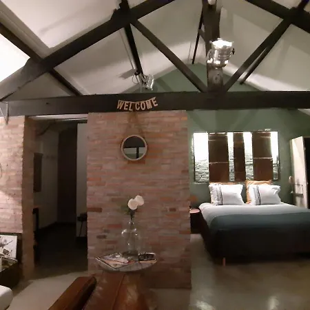 Loft 21 Bed and breakfast Ravels