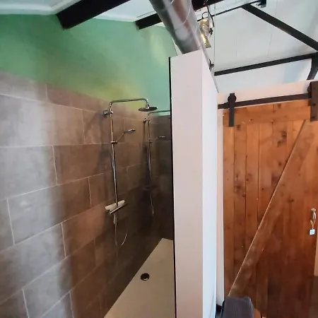 Bed and breakfast Loft 21 Ravels